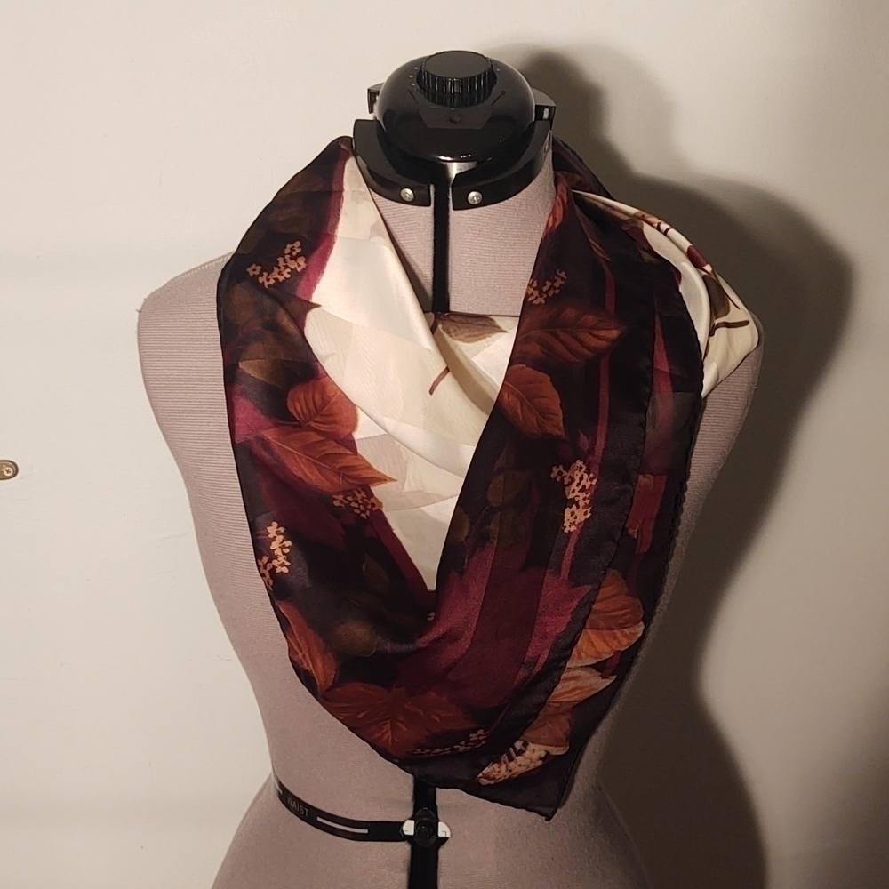 Autumn Leaves Pattern Scarf/ beautiful colors